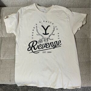 Cream Graphic T-Shirt Yellowstone